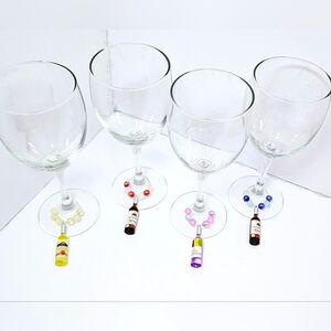 Set of 4 Wine Bottle Wine Glass Colorful Charms